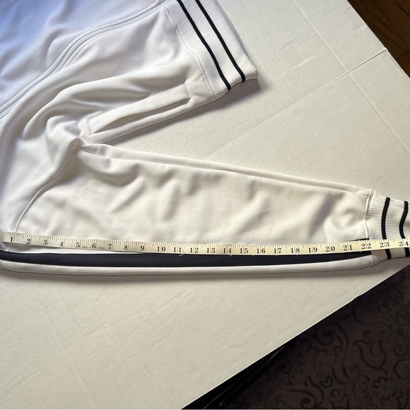 THE NORTH FACE - Men’s small athletic jacket - Picture 9 of 11